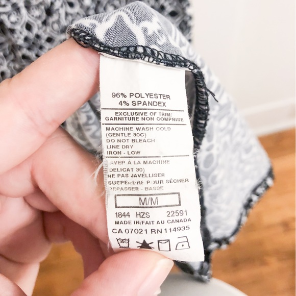 Patterned Dress - Picture 5 of 5